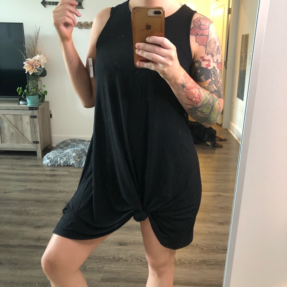 Black Old Navy dress